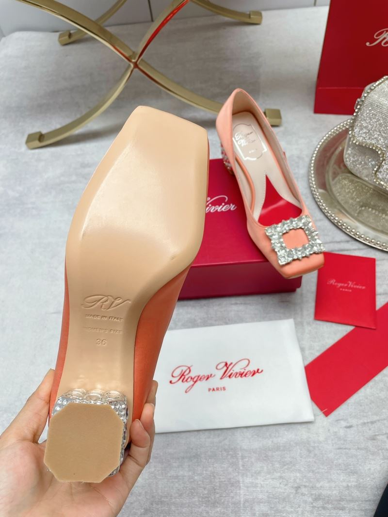 Roger Vivier flat shoes